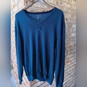 Club Room V-Neck Merino Sweater - Deep Teal Blue